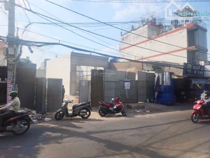 Bán nhà Mặt tiền Tân Thới Nhất 8 Gần chợ 12.5x31.32m full thổ cư giá 29.9T - 3
