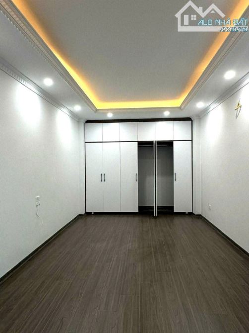 Nhà đẹp mới Vĩnh Quỳnh Thanh Trì xây độc lập 40m 5 tầng giá chỉ 3,75 tỷ - 3