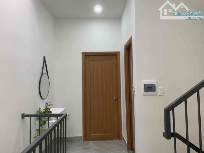 GIẢM 200Tr - Nhà 3T HOÀNG DIỆU - SAU LƯNG NHÀ MẶT TIỀN - NHỈNH 4 TỶ - 3