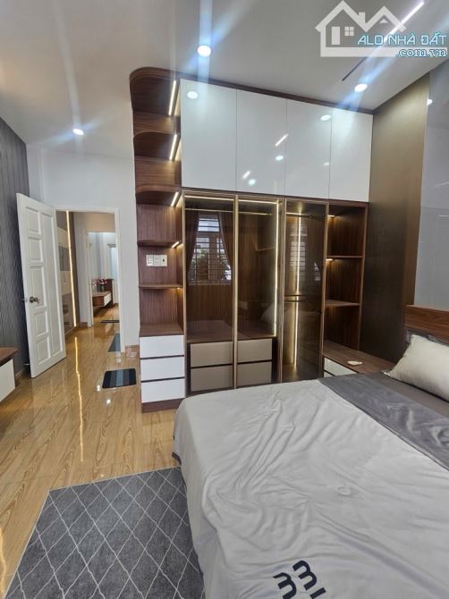 Bán nhà 4 tầng, 68m2, hẻm xe tải, tặng nội thất, gần Emart Phan Huy Ích, phường 12, Gò Vấp - 4