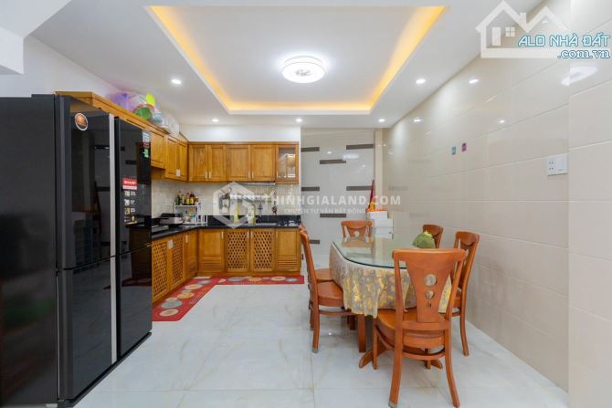 BÁN NHÀ MẶT TIỀN 1T3L PHƯỜNG 4, FULL THỔ CƯ 65,3M2 ( NGANG 4.17M )- GIÁ 10.9 TỶ - 4