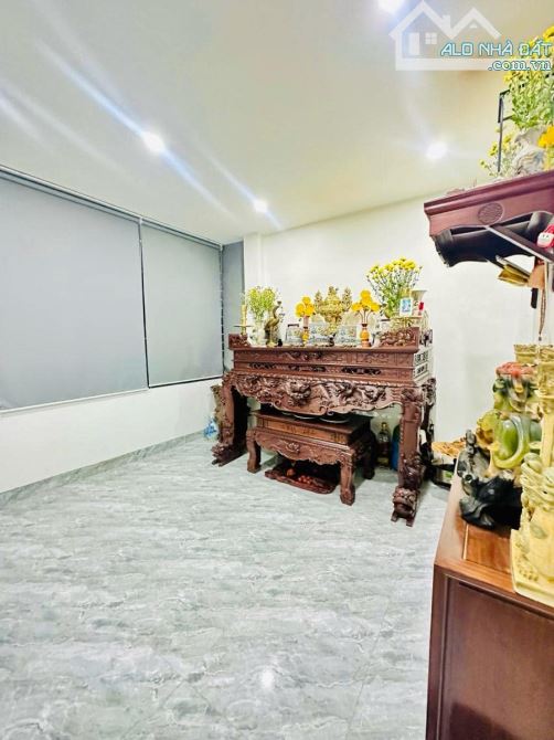 HOÀNG CẦU - BÁN NHÀ MỚI 7 TẦNG - THANG MÁY - CHO THUÊ TẦNG 1,2,3 200TRIỆU/NĂM - FULL NỘI - 4