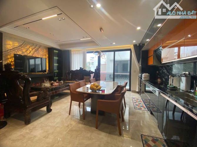 🏘️ Bán Nhà Phố, Ngọc Lâm, TT Long Biên. 50m2, 6 Tầng Thang Máy, 6.4m Mặt Tiền  NHÀ ĐẸP - 5