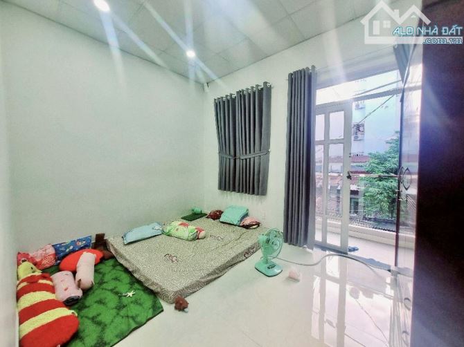 HẺM TRƯỚC NHÀ 5M - HOÀNG HOA THÁM BÌNH THẠNH - DT (3.8Mx11.5M) 2 TẦNG BTCT - DÂN TRÍ - 5