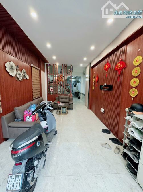 Bán nhà 3 tầng mặt đường Thích Trí Hải - 5
