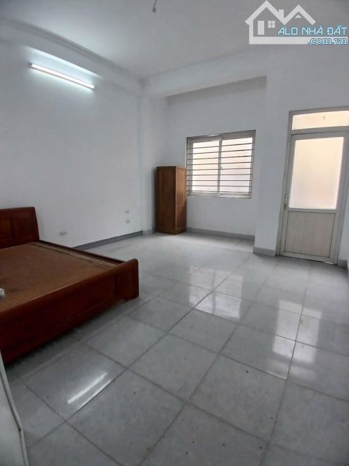 BÁN NHÀ ĐỐC NGỮ ĐỘI CẤN BA ĐÌNH 8TỶ 40m 4TẦNG MT 4m BA GÁC ĐỖ CỬA - 5