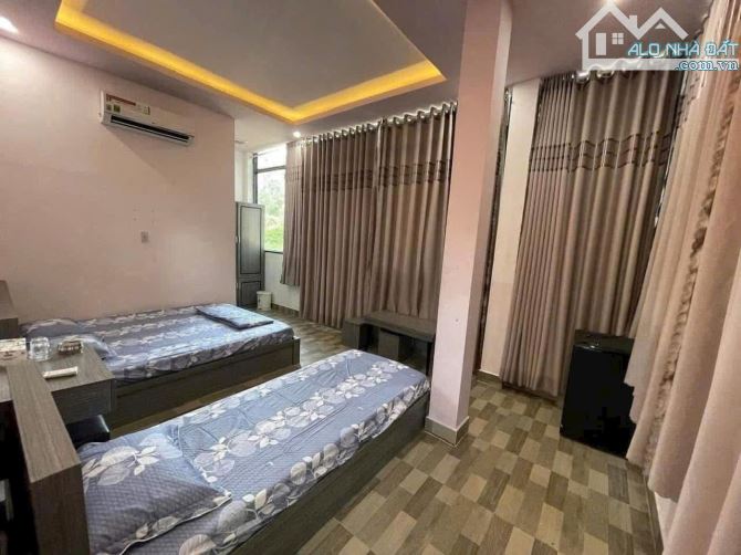 BÁN CĂN NHÀ 2 LẦU GÓC 2 MẶT TIỀN-TRỤC CHÍNH KDC HỒNG PHÁT - 5
