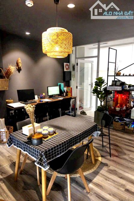 GẤP! BÁN TÒA NHÀ 8 TẦNG NGUYỄN THỊ MINH KHAI, QUẬN 1 – THU NHẬP 5.500 USD/THÁNG . - 5
