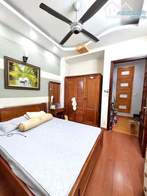 Ngõ hơn 4m - Cách mặt phố Chính Kinh chỉ vài bước chân – Chào 13tỷ diện tích 50m2 - 5