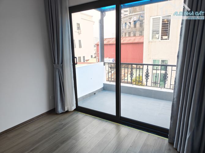 Bán nhà gần hồ Thành Công, ngõ rộng thẳng, 20m ra phố oto tránh, full nội thất đẹp 6 tầng - 6