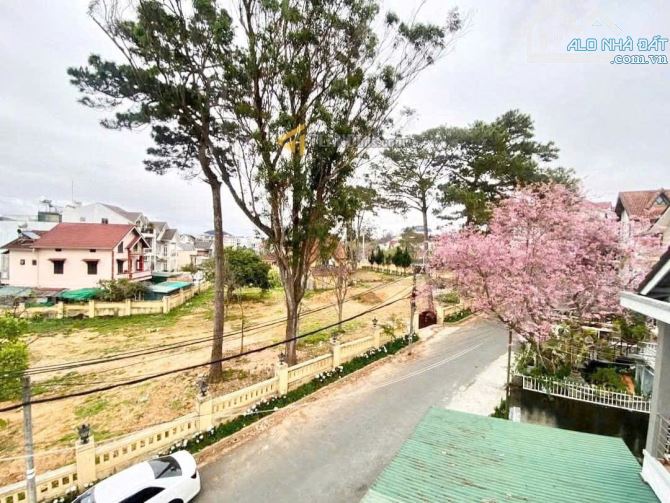 🏡 BÁN VILLA ĐƯỜNG Ô TÔ LỚN NGAY CÔ GIANG ĐÀ LẠT - CÁCH HỒ XUÂN HƯƠNG CHỈ 1KM - 6