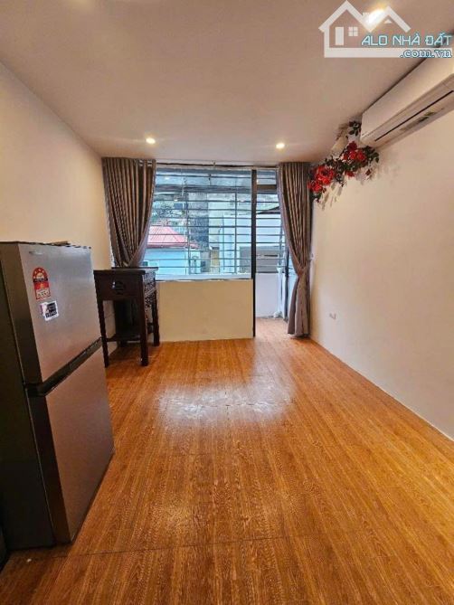 BÁN NHÀ TRƯƠNG ĐỊNH NHỈNH 5TỶ - 4 tầng- NGÕ BA GÁC - 50M RA PHỐ - 6