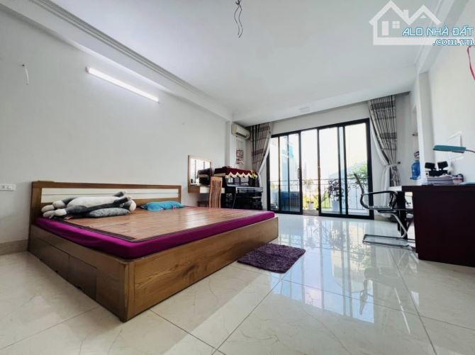 Siêu phẩm phân lô ngõ 26 Nguyên Hồng, ngõ to đùng như phố, 58m 7 tầng thang máy 19.8 tỷ - 6