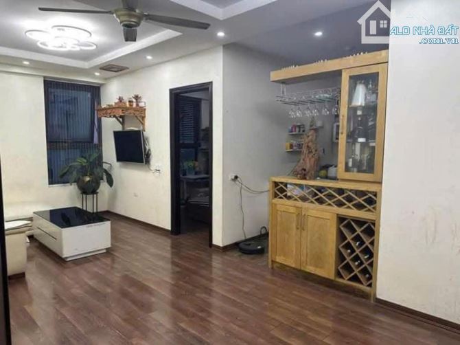Cho thuê nhà phố Phúc Lợi Long Biên 50m, 3 tầng, 8.5 triệu, full nội thất, 3 PN, ngõ 87 - 6