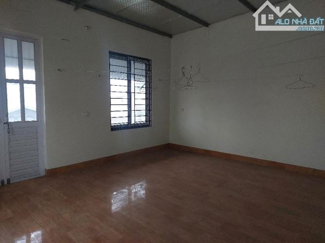 Bán nhà 3 tầng 62m2, mặt tiền 5.4m, ô tô đỗ cửa, ngõ thông, phong thủy tốt, giá 3.58 tỷ - 6