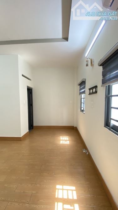 Bán nhà 3 tầng, đường Nguyễn Ảnh Thủ, phường Hiệp Thành, Quận 12. - 7