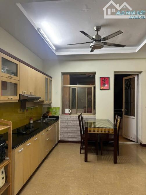 Cho thuê Chung Cư P8 Việt Hưng, Long Biên 78 m, 2PN, 2wc, full nội thất giá 7 triệu - 7