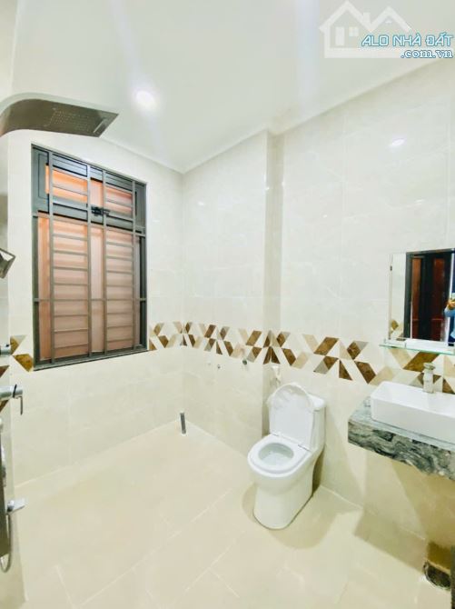 Giảm 800 Triệu Bán Gấp Nhà Góc 2 Mặt Tiền Gần Vincom Dĩ An - 7