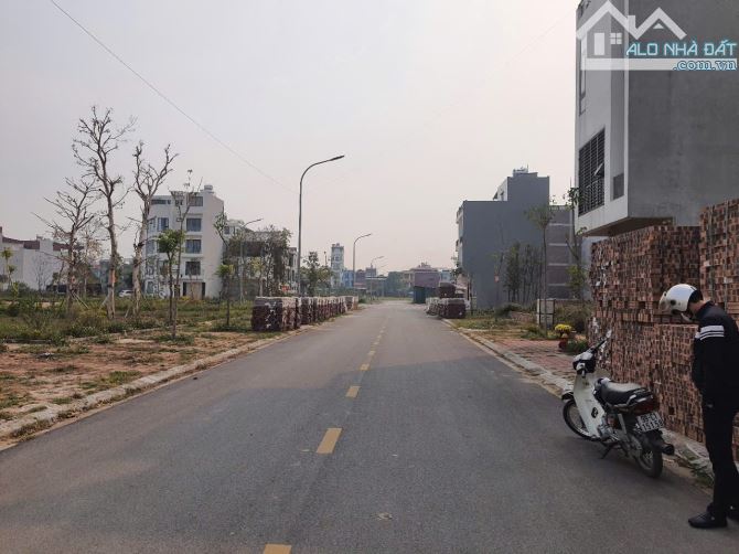 Bán lô đất đức vạn an nhìn Vườn Hoa DT 80m, MT 5m, Hướng TN, Giá 6,3 tỷ - 5
