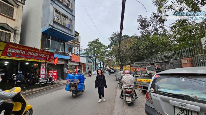 Chính chủ bán 150m2 đất mặt đường Mỹ Đình-khu vực sầm uất bậc nhất Nam Từ Liêm. Giá 52 tỷ
