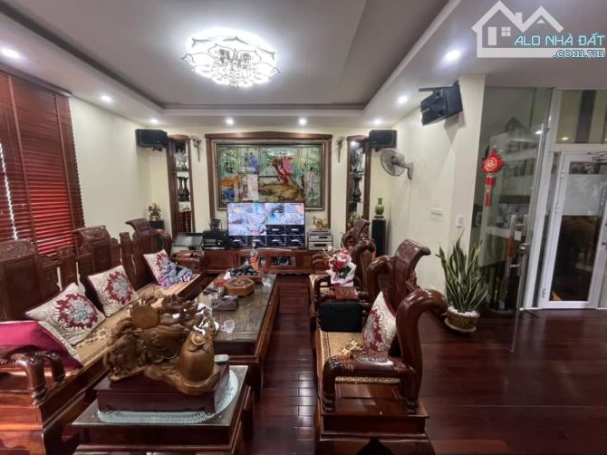 Cần bán nhà Bằng Liệt, oto tránh, lô góc,5 tầng cực đẹp xây full 113m,mt 12,8m,giá 26,5 tỷ