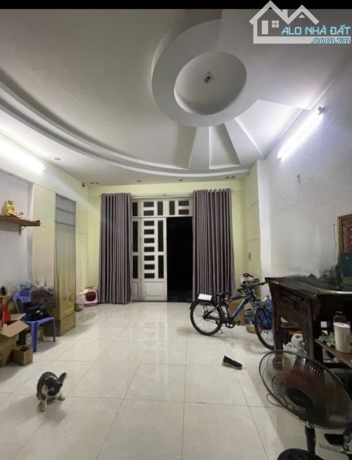 Nhà Thới An 16, 82mz, 4 tầng xe hơi ngủ Trong nhà, nhỉnh  5 tỷ, Thới An Quận 12