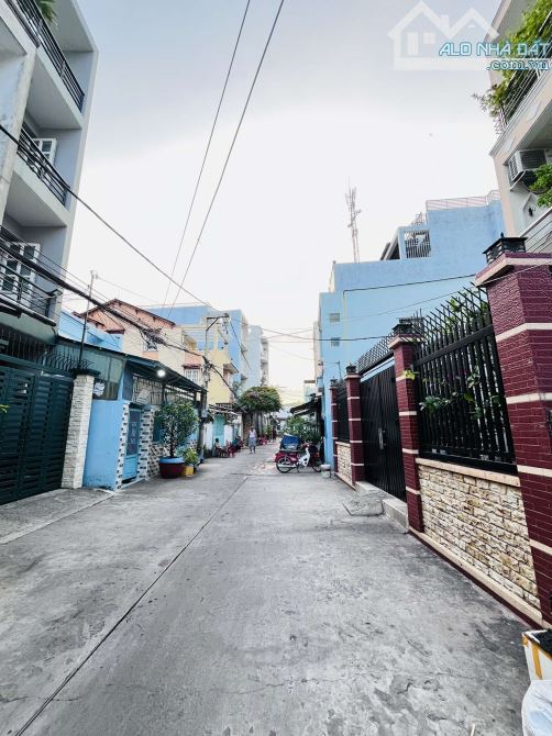 BÁN NHÀ SHR HOÀN CÔNG ĐỦ P14,Q8 ,4TẦNG GIÁ NHỈNH 4,XTỶ