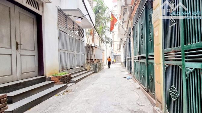 Bán nhà riêng Bùi Xương Trạch , Thanh Xuân, 6 tầng thang máy, gần oto. Nhỉnh 8 tỷ