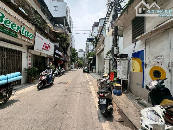 BÁN ĐẤT MẶT PHỐ KIM MÃ THƯỢNG BA ĐÌNH 40 TỶ  110M2 MT 7M LÔ GÓC  3 THOÁNG VỈA HÈ Ô TÔ TRÁN