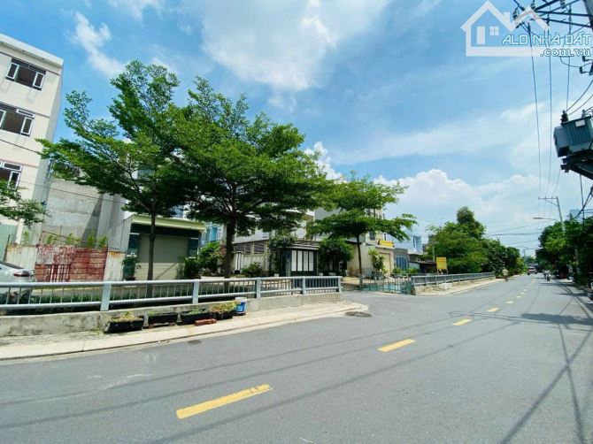 Bán đất MT kênh đường Đình Quới An, Thạnh Xuân 25, Quận 12 dt 5x20m giá 5,6 tỷ