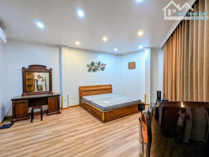 Bán nhà riêng Nguyễn Quý Đức, Thanh Xuân, 40m2, 5 tầng. Nhỉnh 7 tỷ. Nhà đẹp ở luôn