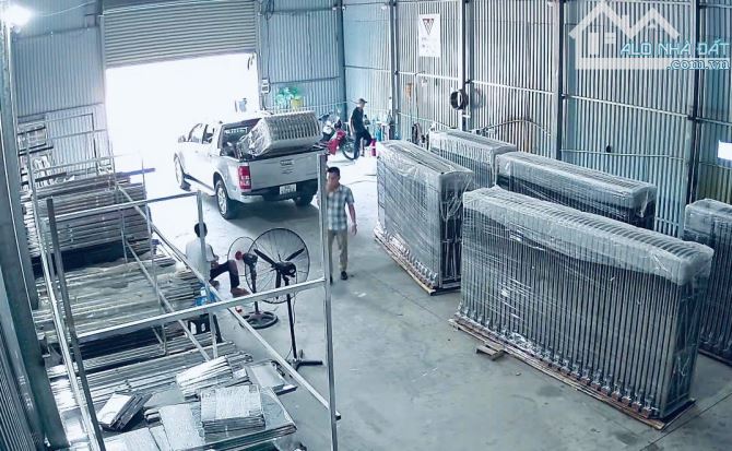 Cho thuê 350m2 Hải Bối, Đông Anh giá rẻ.