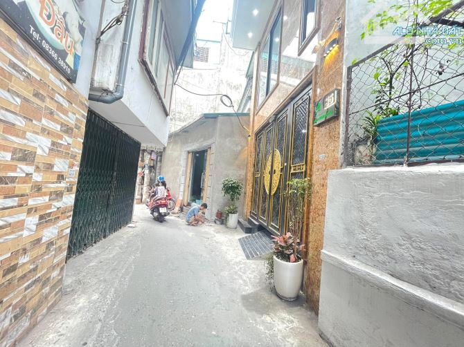 Cần bán nhà cấp 4 mới xây trong ngõ Trần Hoà Định Công 36m2 có gác xép 1.25 tỷ
