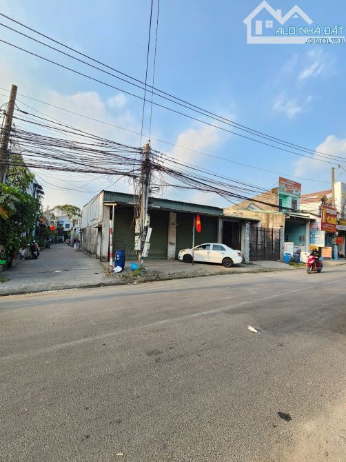 QUÁ HỜI__7Tỷ200__244m2 (10x25)__Nhà mặt tiền kinh doanh đường Thanh Niên__gần Liên Huyện