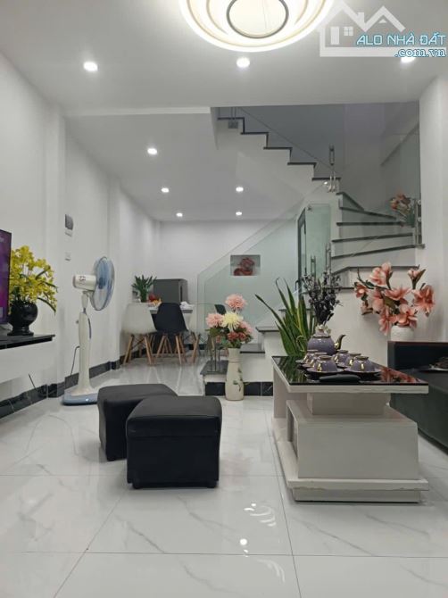 HIẾM! TT Vật Tư Thiết Bị Toàn Bộ - Bộ cơ khí luyện kim Vũ Trọng Phụng - TX. 30m 4T 7.21 tỷ