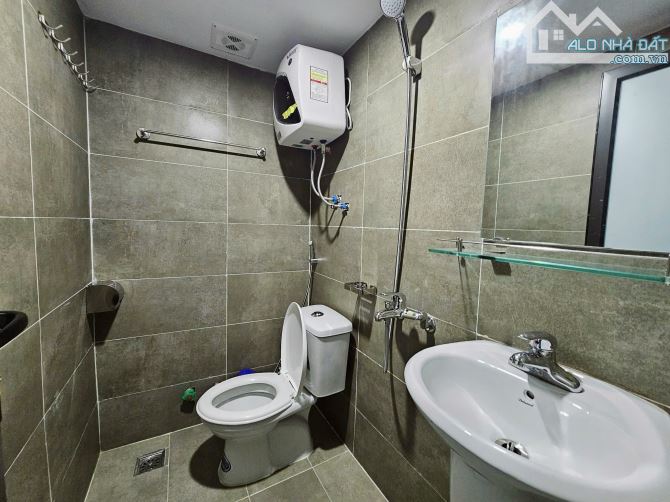 NHỎ TIỀN, HIỆU SUẤT KHỦNG: TOÀ CCMN 9 PHÒNG FULL ĐỒ CHỈ NHỈNH 8 TỶ - VÔ CÙNG HIẾM