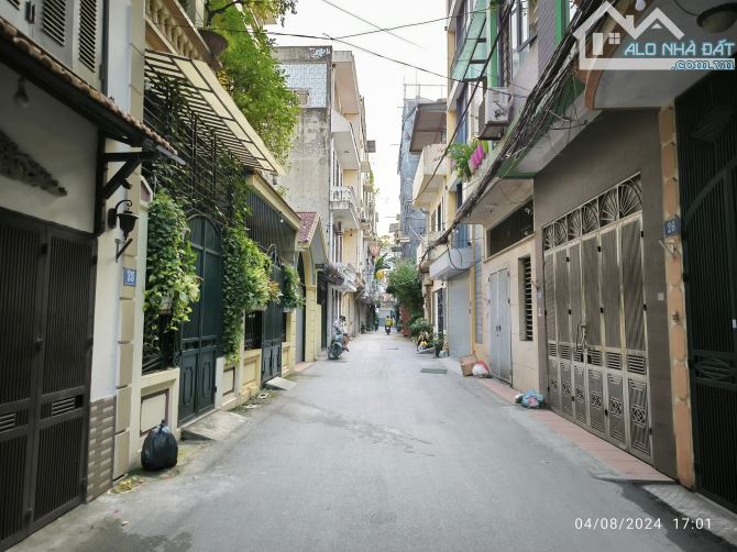 BÁN NHÀ PHÂN LÔ AN DƯƠNG - Ô TÔ TRÁNH - 2 MẶT NGÕ – 90M2 - 5.2M MT – 16.4 TỶ