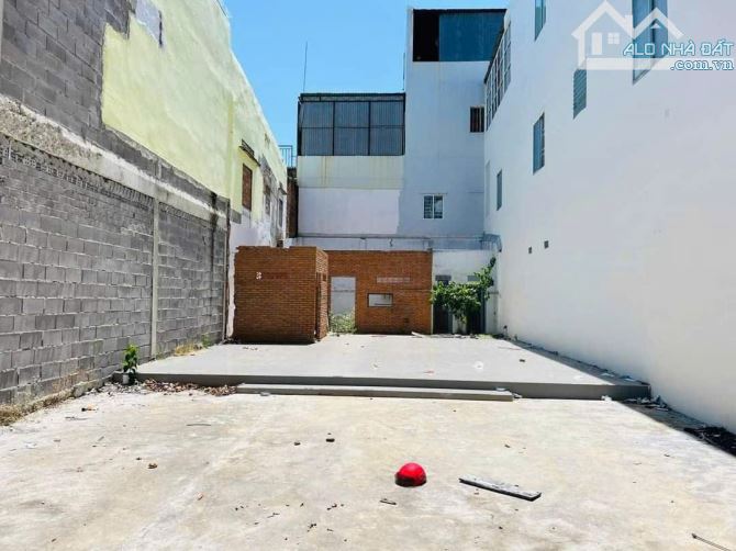 Đất mặt tiền Trương Định Phước Tiến Nha Trang dt 192m2 ngang 7,7m đang thuê 20tr/tháng