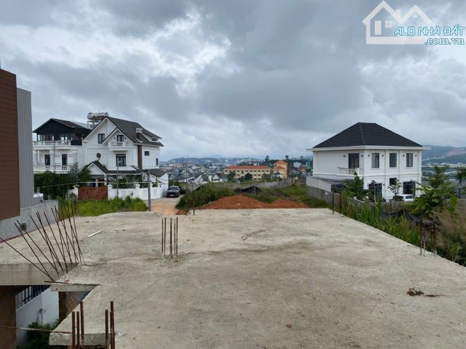 Đất đồi Cao thắng Bạch đằng - P7 Đà Lạt. ~ 9 tỷ 5 ~227m2 - view đẹp