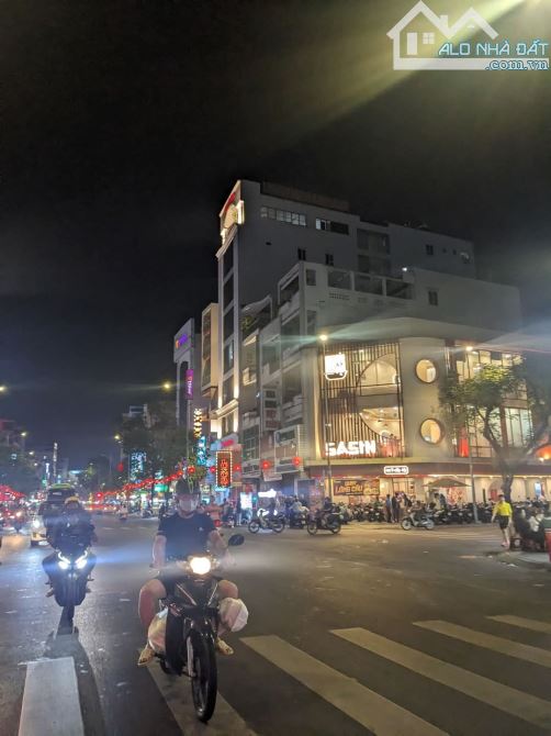 🧞‍♀️🧞‍♀️🧞‍♀️] LÔ GỐC HẺM XE HƠI THÔNG HẬU GIANG -NHÀ 4 TẦNG BTCT 4PN DÒNG TIỀN
