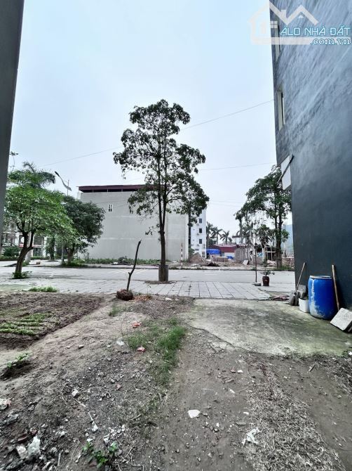 Bán đất Thuận Thành, kđt Khai Sơn, 115m2 giá rẻ vô cùng, đường15m,xem là chốt.