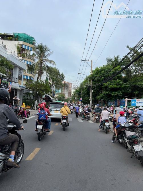 Bán lô đất HXH ngay Hồ Bá Phấn, 7 x 14 = 100m2, Giá 7.8 tỷ