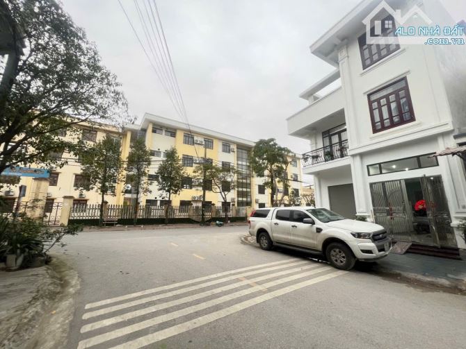 Bán lô đất đẹp cạnh vườn hoa Bồ Sơn1, Võ Cường, TP BN. Giá 9,8 tỷ