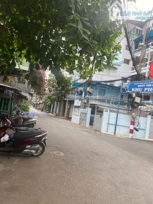 Bán góc 2 mặt tiền ngay Lý Thường Kiệt , P14 ,Quận 10 12x20m, 6 tầng giá chỉ 48 tỷ!