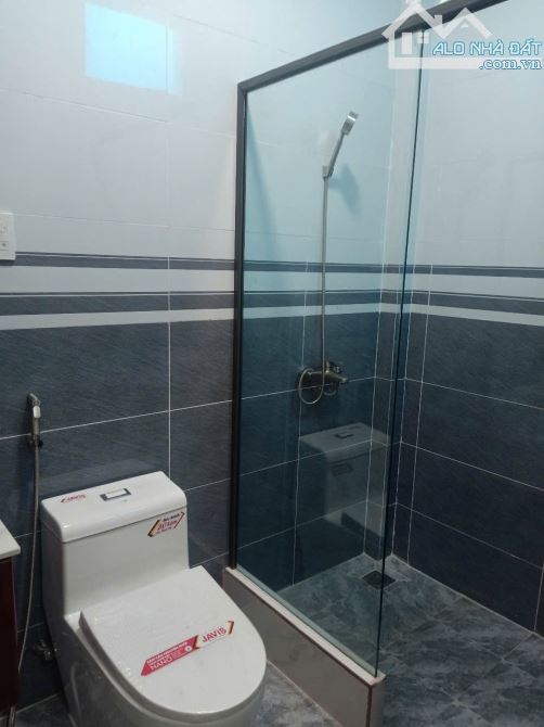 cho thuê nhà đường hương lộ 2 gần bốn xã
