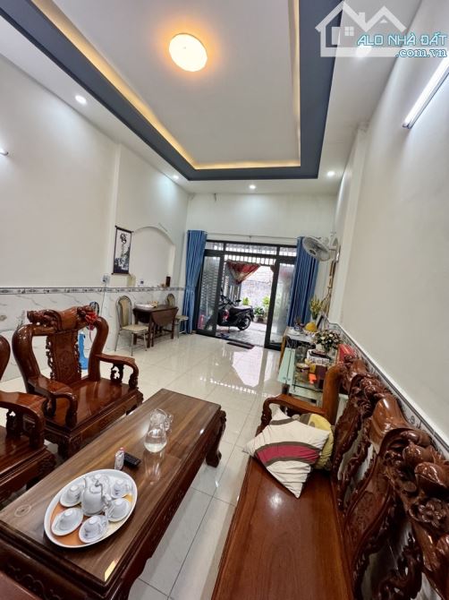 HẺM Ô TÔ TRÁNH, PHAN HUY ÍCH GẦN CHỢ - 70M2- 4 X 17,5M - 6 TỶ