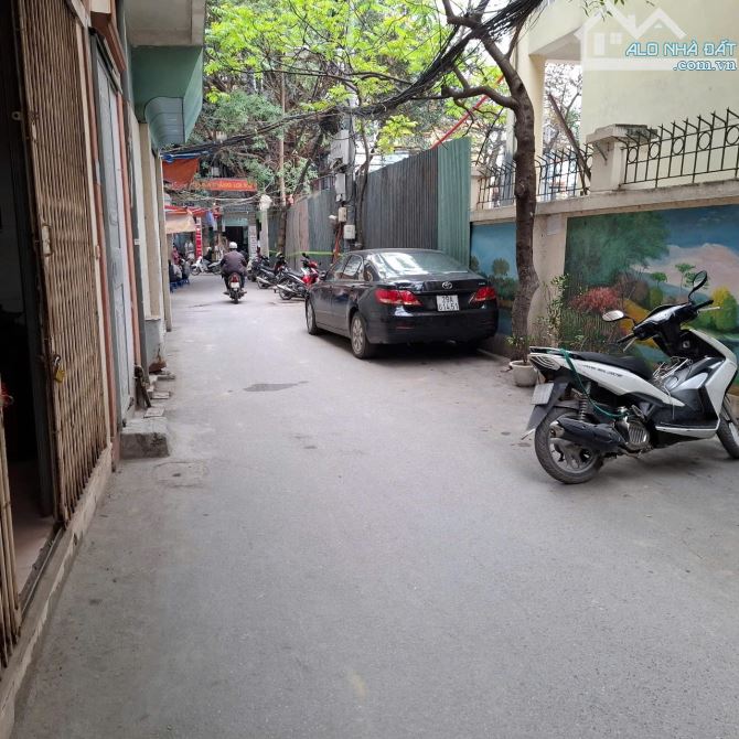 Bán nhà phân lô Nhân Hòa, Thanh Xuân, 1 nhà ra ô tô tránh, 40m, 5T, chỉ 10.8 tỷ.