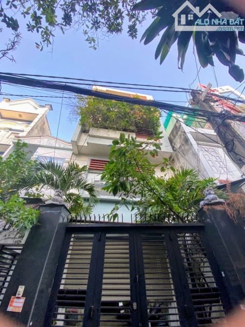 9 tỷ xíu, LẠC LONG QUÂN ,HỒNG LẠC, HẺM NHỰA XE HƠI, 4 TẦNG , 80M2(NGANH 5.5 x15m)