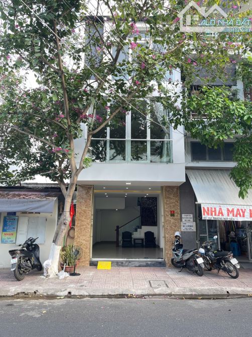 Nhà 3tầng kiên cố mặt tiền đường Trương Hán Siêu - Phước Long - Nha Trang GIÁ 4,8 TỶ