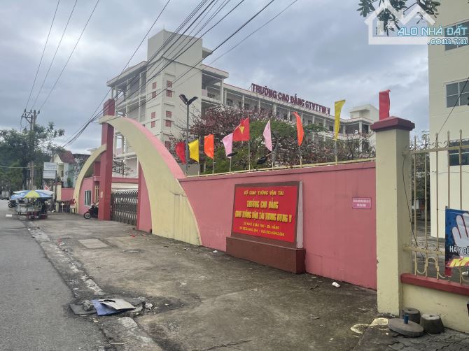 Chủ đi nước ngoài cần bán gấp 2 lô mặt tiền Ngô Xuân Thu giá 2tỷ350